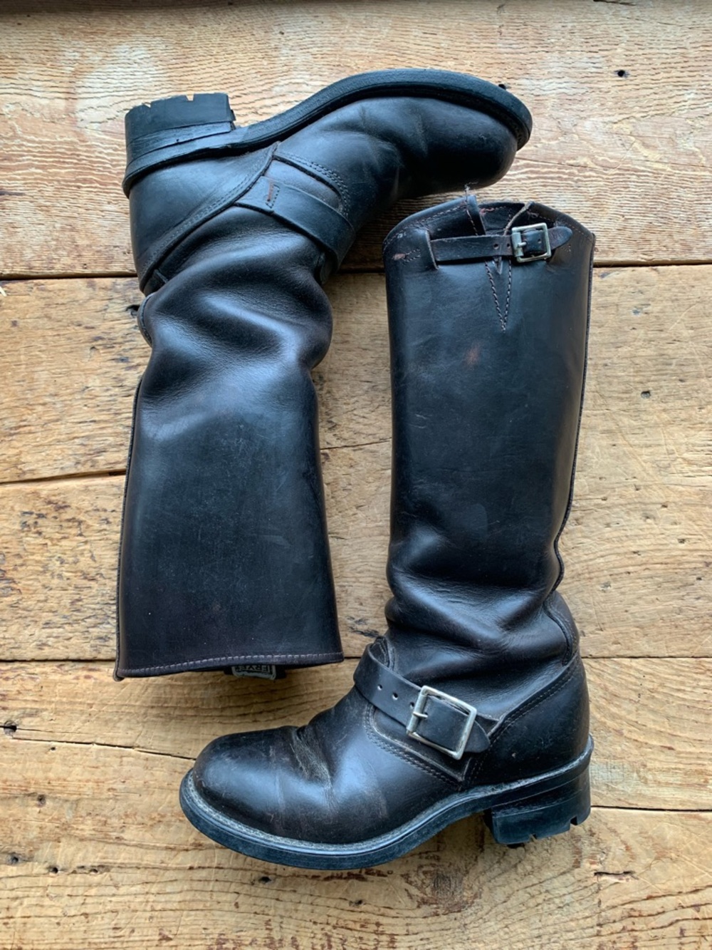 Frye Engineer 12R